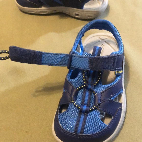 Lovely COLUMBIA toddler sandals size 9” - Picture 8 of 12